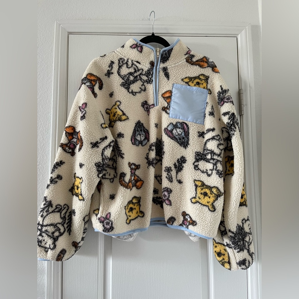 Disney Winnie The Pooh Pullover Sherpa Fleece Quarter Zip Sweatshirt M
